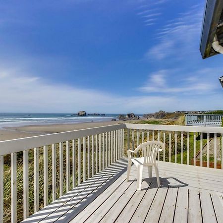 Spindrift Oceanfront Home 밴던 외부 사진