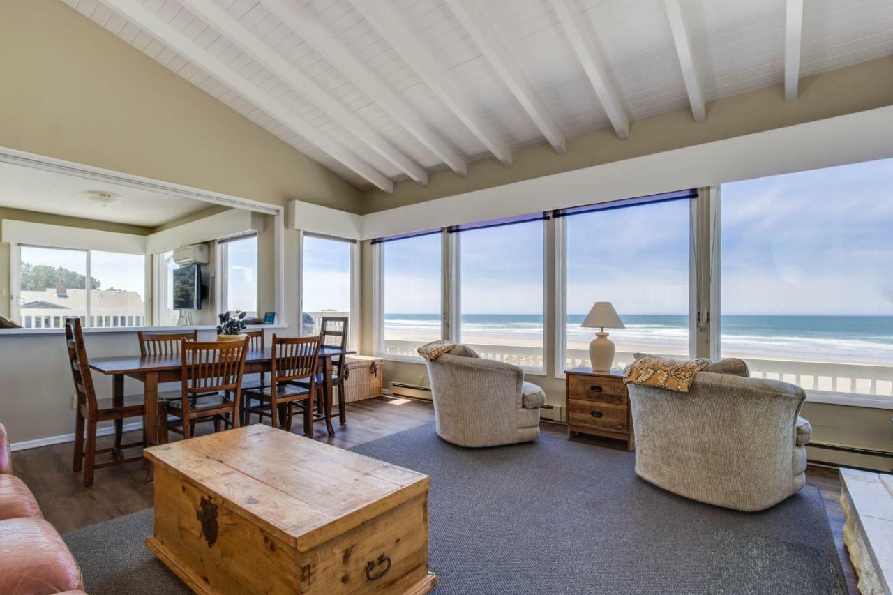 Spindrift Oceanfront Home 밴던 외부 사진